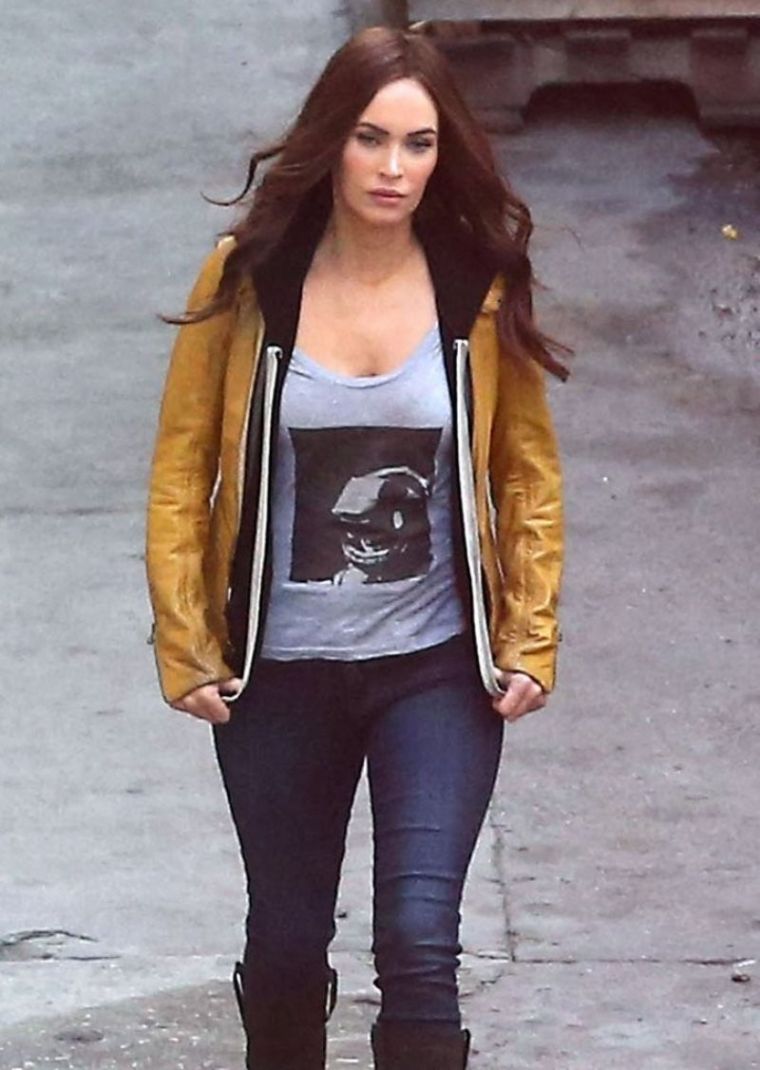 megan-fox-teenage-mutant-ninja-turtles-set-photos-los-angeles-march-2014_2